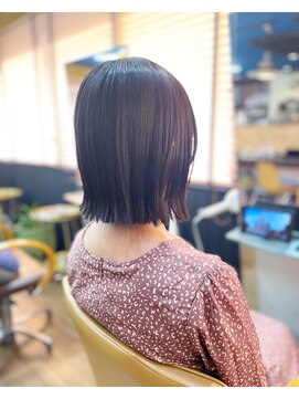 エヌティ ヘア ガレージ(nt.hair garage) 肩上切りっぱなしボブ