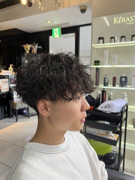 アイズ 海老名(AIZU) 波巻きスパイラルパーマ　波巻きパーマ　メンズパーマ