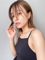 小顔前髪顔周りレイヤー×ベージュカラー デザインカラー