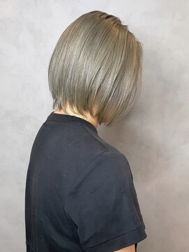 アイドット(i.) ＊ハイトーンベージュ＊