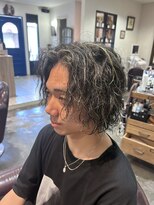 ステディー(Steady)&nbsp;センター分けハイライトパーマ