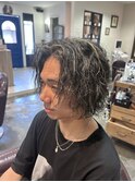 センター分けハイライトパーマ