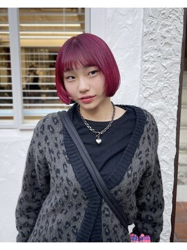 ルイス(LEWES) レッドカラー