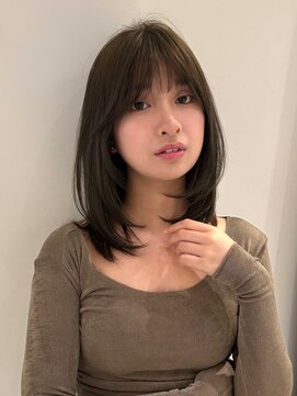 ローエ バイ デコ(Rohe by DECO) -Saki- オリーブベージュ/レイヤーカット