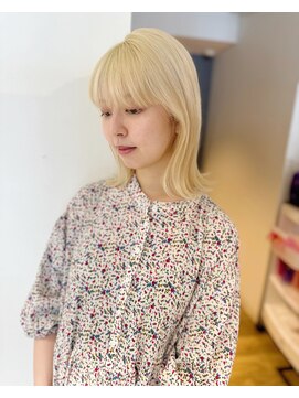 ノラ ウメダ(NORA UMEDA) 【chiaki】抜きっぱなしブロンドハイトーンケアブリーチ髪質改善
