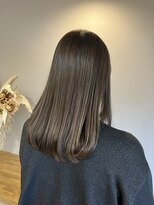 リポゾ(Riposo.)&nbsp;アッシュグレージュ・ミディアムボブ