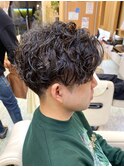 メンズショート刈り上げスパイラルパーマ