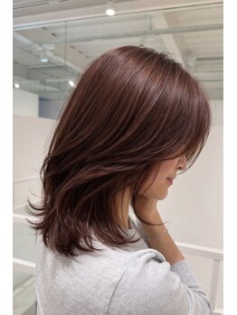 ルーム(room)の写真/[HPB AWARD2024 BESTSALON SILVER]オーガニックカラーでダメージレスな仕上がり♪白髪ぼかしハイライトも◎