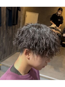 スウェル 柏店(Swell) 縦落ちツイストパーマ