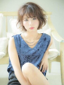 ロンド ストラーダ 心斎橋(Lond strada) 【津賀 涼】ショートグレージュカラーボブウルフココアベージュ