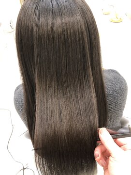アリュックス 国立(ALUX) 思わず触れたくなるサラツヤロング♪【髪質改善】