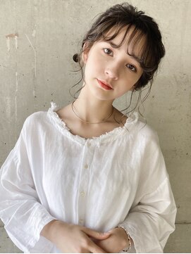 クオリア(QUOLIA) カジュアルヘアアレンジ(サイエンスアクア、ノンジアミン)