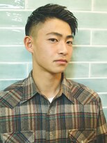 サンディーズバーバーショップ(Sandees)&nbsp;スリークショート七三サイドグラデーショングランジ黒髪短髪