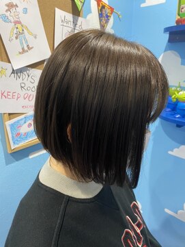 パディントン(Paddington) フラットなラインが可愛い☆スリークボブ♪