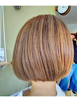 ヘアーライフイチゴイチエ(Hair Life 151A) 明るめ丸みボブ♪