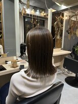 パム 恵比寿(PAM.)&nbsp;ナチュラルベージュ × 切りっぱなしボブ