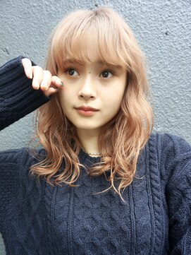 ブゾン(buZon) 【buZonブゾン】パーマ風コテ巻きウェーブ　スタイル