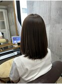 伸ばしかけでも決まる艶々ストレート