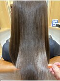 髪質改善ケア酸性ストレートでドライヤーするだけで艶髪へ