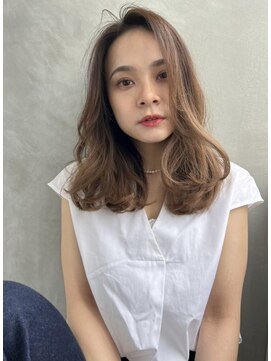 ソヨン 池袋店(SOYON) センター分け　ニュアンスカール