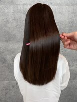 イシン(ISIN)&nbsp;黒髪/縮毛矯正/髪質改善/インナーカラー[保土ヶ谷]