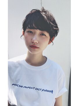 ジジ 代々木(Gigi) 外ハネボブ/セクションカラー/酸性ストレート/代々木/新宿