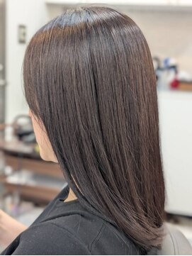 ヘアデザイニング ズーム 飯田橋店(hairdesigning Zoom) 30代40代50代：艶髪トリートメント