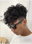 難波スペインカールサーフカールツイストスパイラルパーマ20代