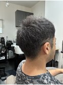 ツーブロック　ベリーショート