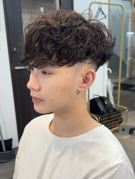 ファミリア 新宿(familiar) スペインカール　フェード