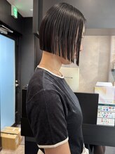 短くしたいけど、クセやうねりが気になって迷ってる方へ！髪質改善ストレートで朝の準備が楽になります♪