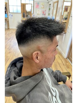 ヘアスタジオ ロメオ(hair studio Romeo) スキンフェードカット