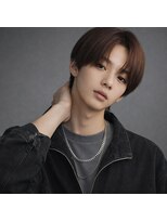 ヘアールーム アート(hair room a to by NYNY)&nbsp;韓国風レイヤーマッシュ×プラムカラー