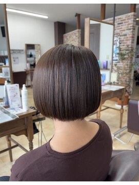 トップスタイル リッチ オリーブカラーでつくる明るめカラー