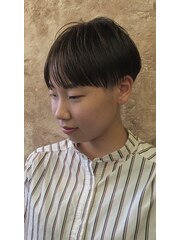 magiy hair 【nico】耳上タイトショート　グレージュ