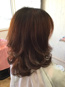 ヘアーメイクリベール(Hair make Riveal) レイヤースタイル