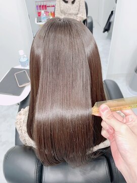 ムギイロ 大島(MugiiRo) 【髪色改善】イルミナカラー＋オージュアトリートメント