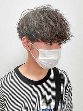 ルックグッドストア(LOOK GOOD STORE) ハイライトマッシュパーマウルフアッシュブラック波巻き２