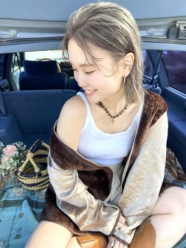 エルジン ヘアドレッサー ショップ(ELGIN HAIR DRESSER SHOP) 【saya】ホワイトベージュ!◎