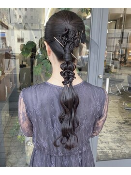 マメ(mame) お呼ばれヘアセット/ポニーアレンジ/髪飾り