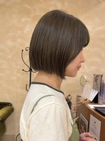 ビュートリアム265(BEAUTRIUM 265)&nbsp;ミニボブ ストレートボブ 明るめボブ オリーブベージュ 大人ボブ