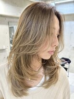 シー 萩原店(sea)&nbsp;ハイライトカラーミルクティーベージュレイヤーカット