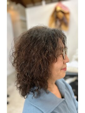 ザサロンニコヘアワーク(THE SALON ニコ.ヘアワーク) ミディアムレイヤー・パーマ
