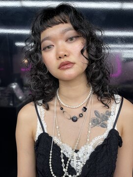 キジ(KIJI) ショートバング/フェイスレイヤー/スパイラルパーマ/パーマ