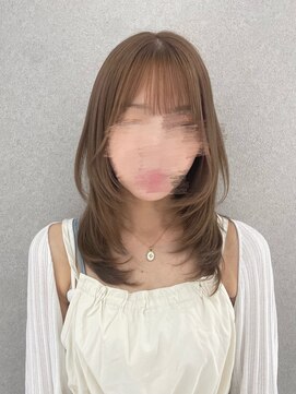 ルクス(Luxs) 【レイヤーカット×グレージュカラー】