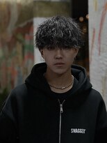 シン(syn)&nbsp;スパイラルパーマ