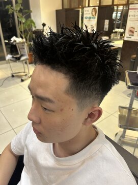 フォルテ 草薙店 スパイキーショート フェード バーバースタイル