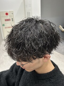 グロップ 町田(GLOP) 学生人気のメンズ波巻きパーマ