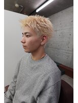 ソーレ(sole)&nbsp;アクティブショート　メンズカット　ブリーチカラー