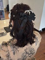 アンジュール ヒルズ(UNJOUR HILLS)&nbsp;結婚式お呼ばれヘアセット